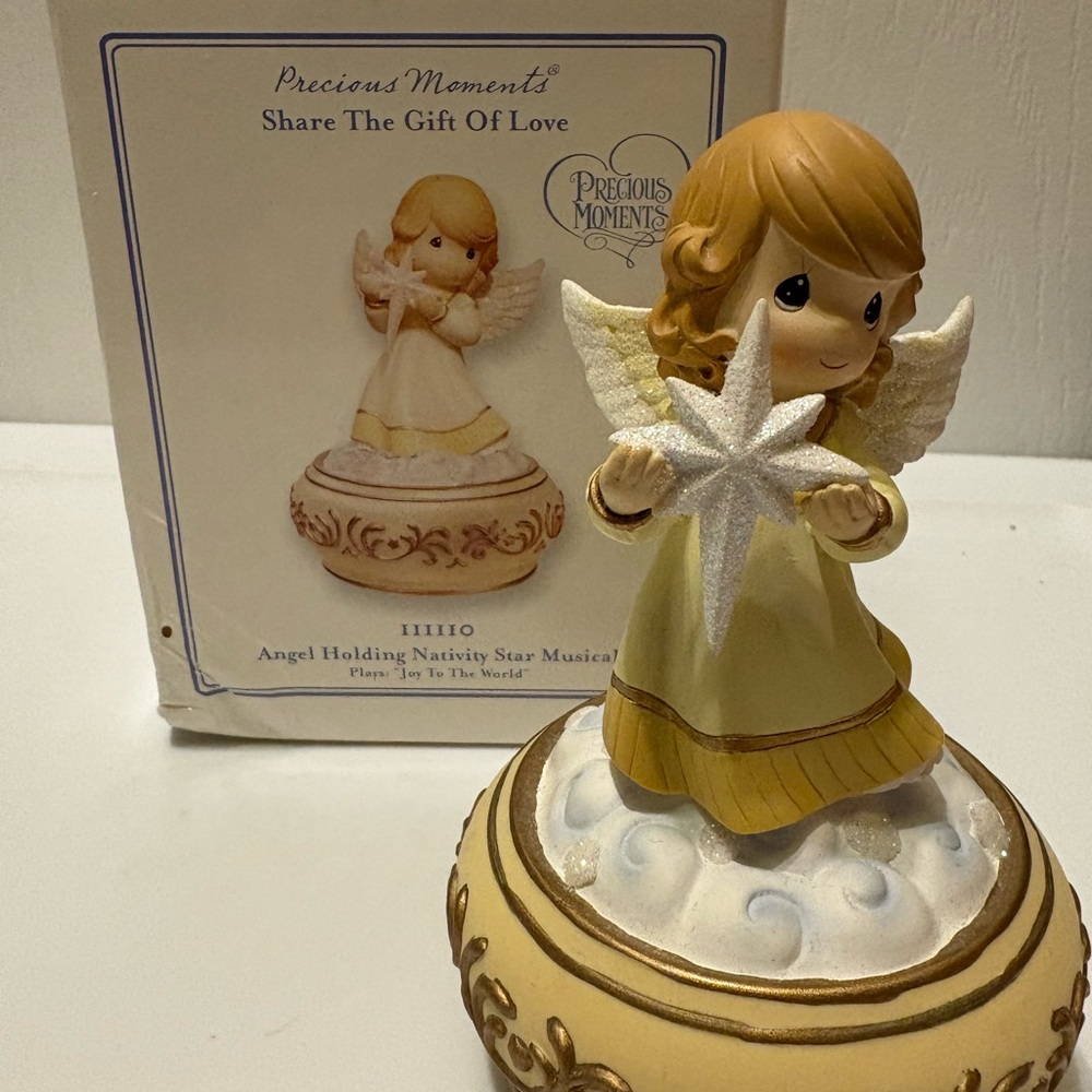 Precious Moments Angel Holding Nativity Star Musical Figurine